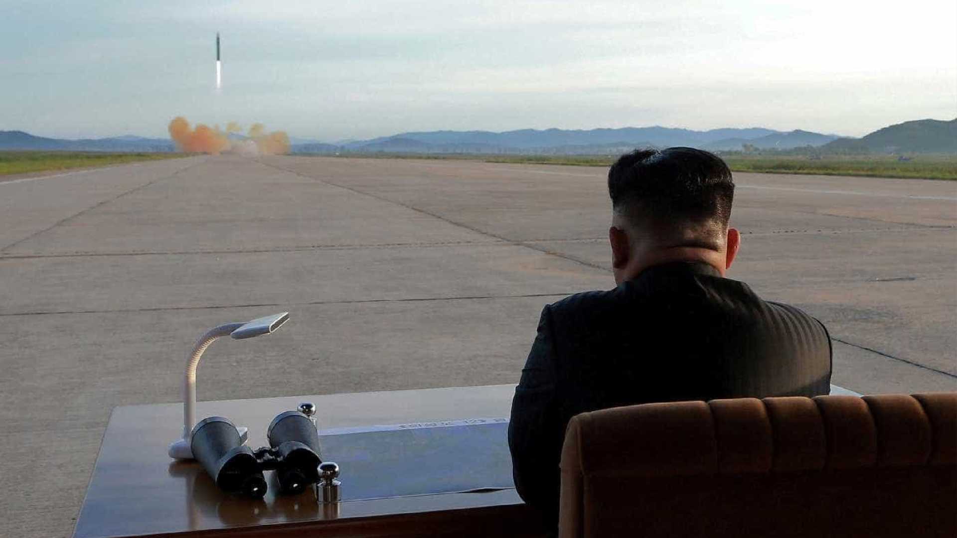 COREIA TENSÃO