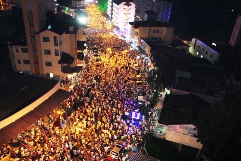 REVEILLON PIRATUBA